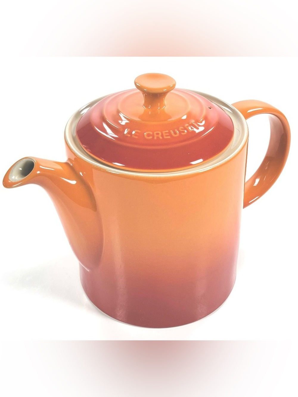 NWT Le Creuset 1.3L Grand Teapot. Color Flame orange ombre.